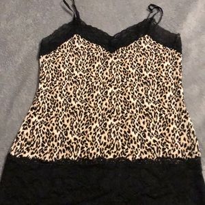 Like new White House black market tank